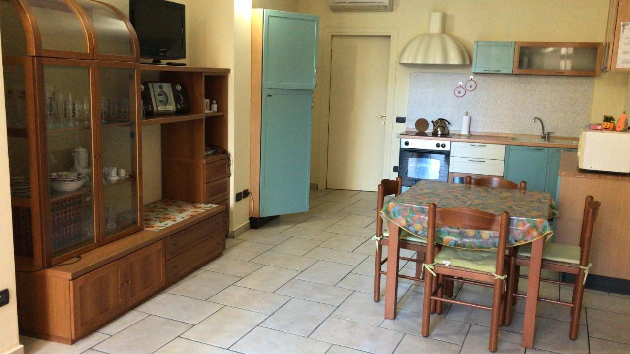Kindly Roberta Centro Storico Peschiera,lago Relax Holiday home *