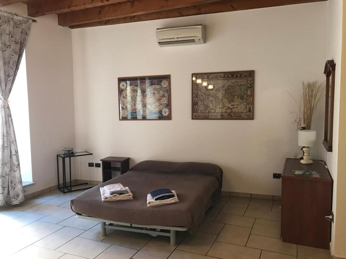Holiday home Kindly Roberta Centro Storico Peschiera,lago Relax Peschiera del Garda