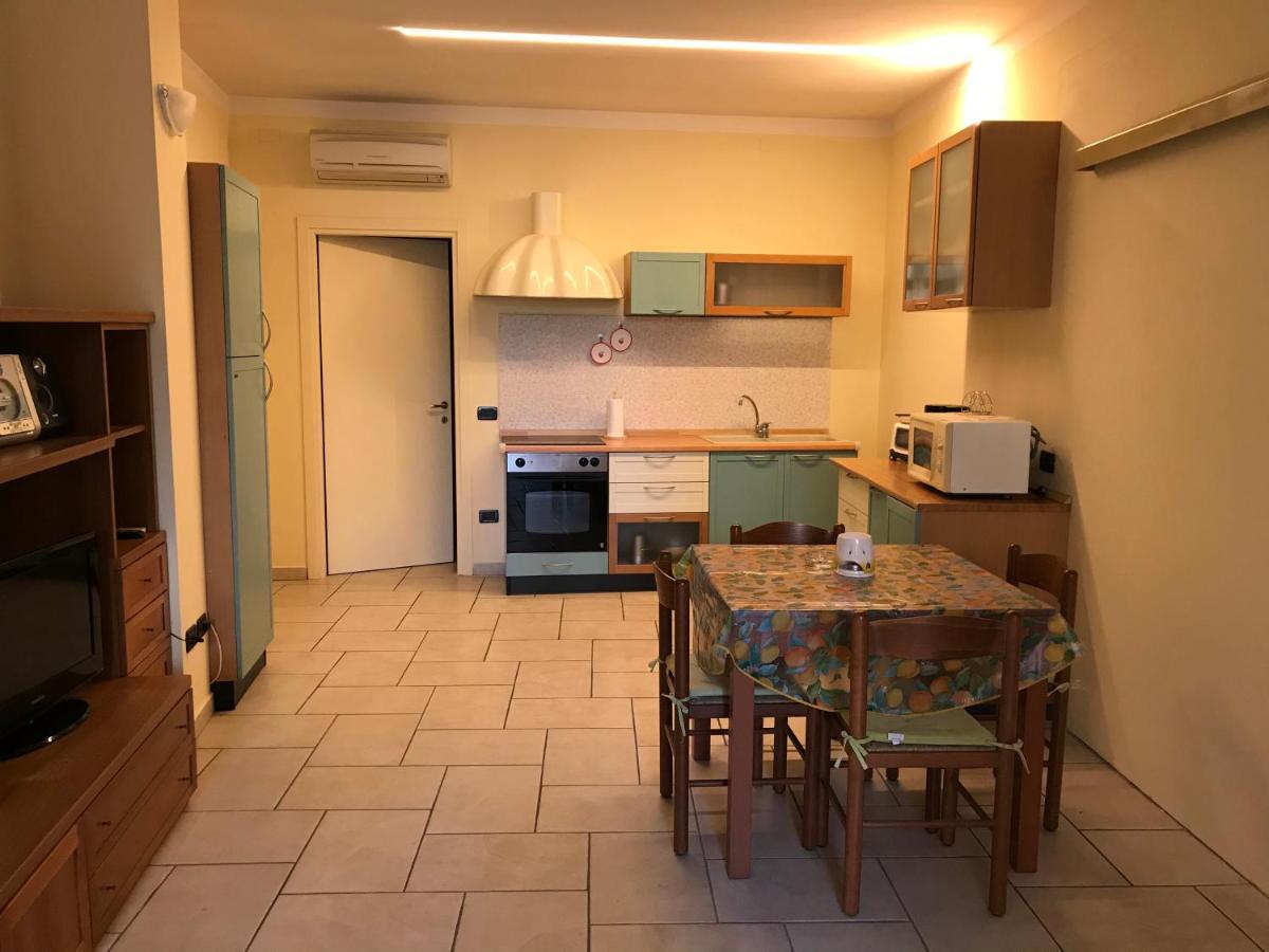 Holiday home Kindly Roberta Centro Storico Peschiera,lago Relax Peschiera del Garda