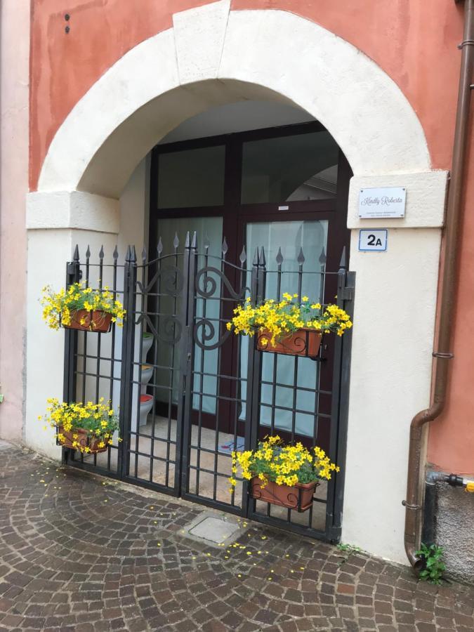 Kindly Roberta Centro Storico Peschiera,lago Relax Holiday home Peschiera del Garda
